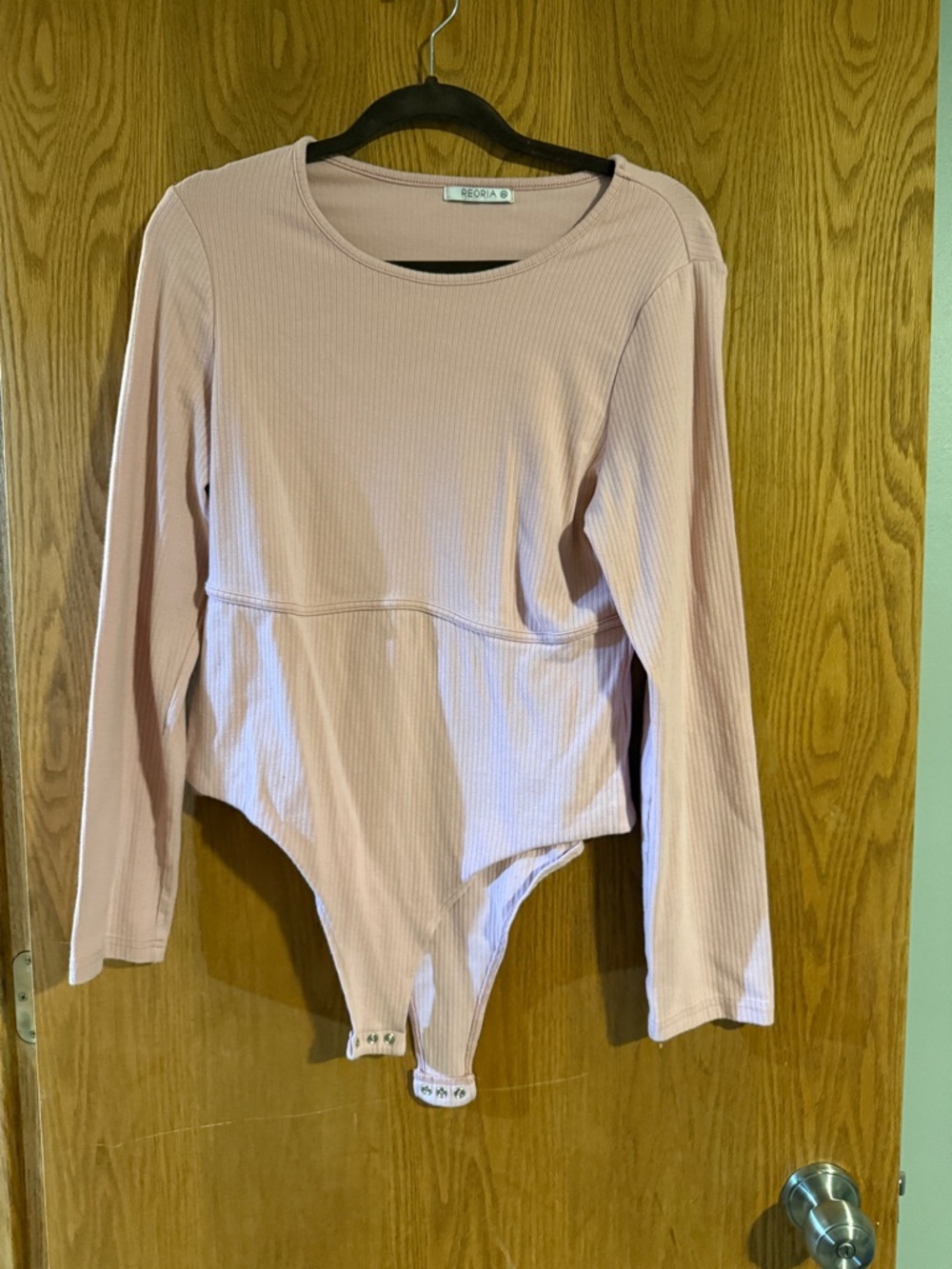 ReoRia Ribbed long sleeved bodysuit in Light Pink